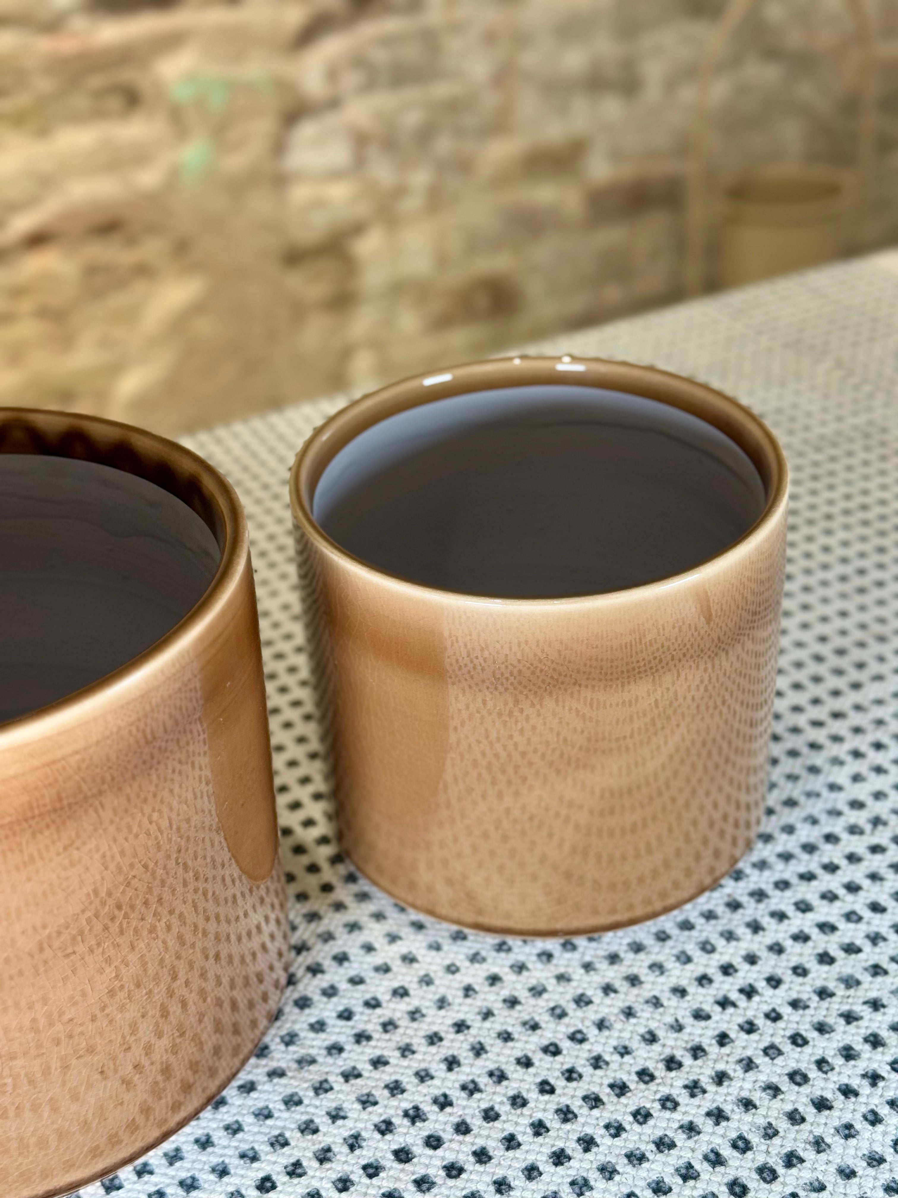 Macetas de cerámica marrón brillante para plantas de interior