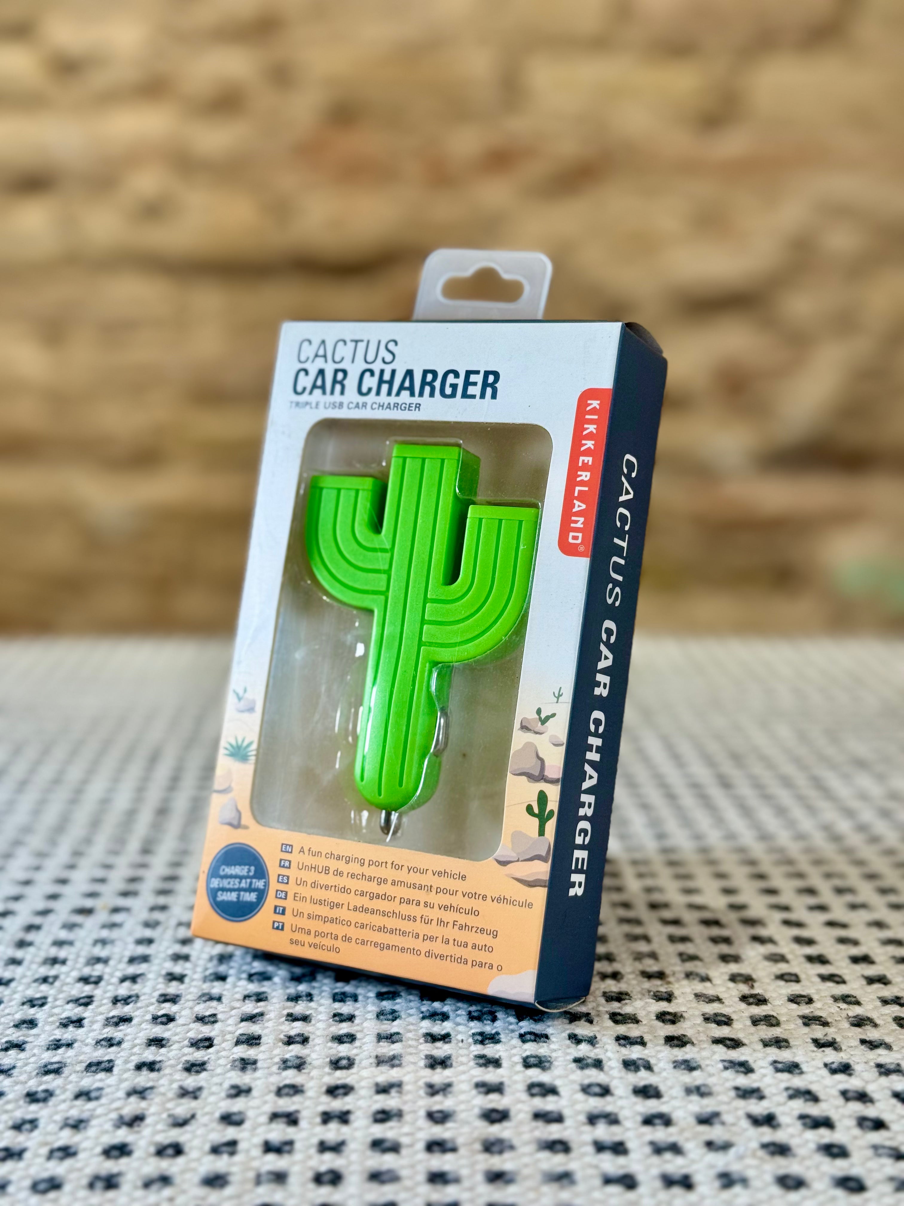 Puerto USB de Coche en Forma de Cactus – Triple USB | Marea Verde Barcelona